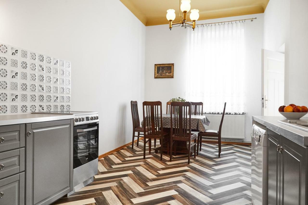 Top Location Apartments Topolowa Street 克拉科夫 外观 照片